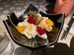 -穹六人间 people 6(岳阳路店)