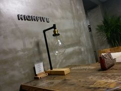 -HIGH FIVE哈福手工汉堡(桂林路店)