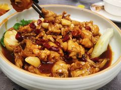红烧青蛙-佳佳麻辣烧菜馆