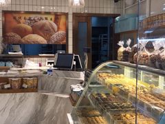 面包甜点陈列柜-老大昌(淮海中路店)