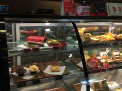 面包甜点陈列柜-星巴克(北新泾店)