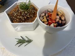 -紫东阁酒楼·中餐厅(东方广场假日酒店)
