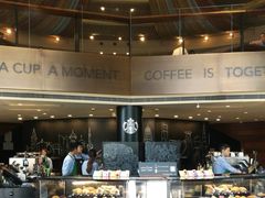 自助取餐区-星巴克(迪士尼小镇店)