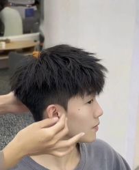 -MT·ID 烫发.染发.接发SALON