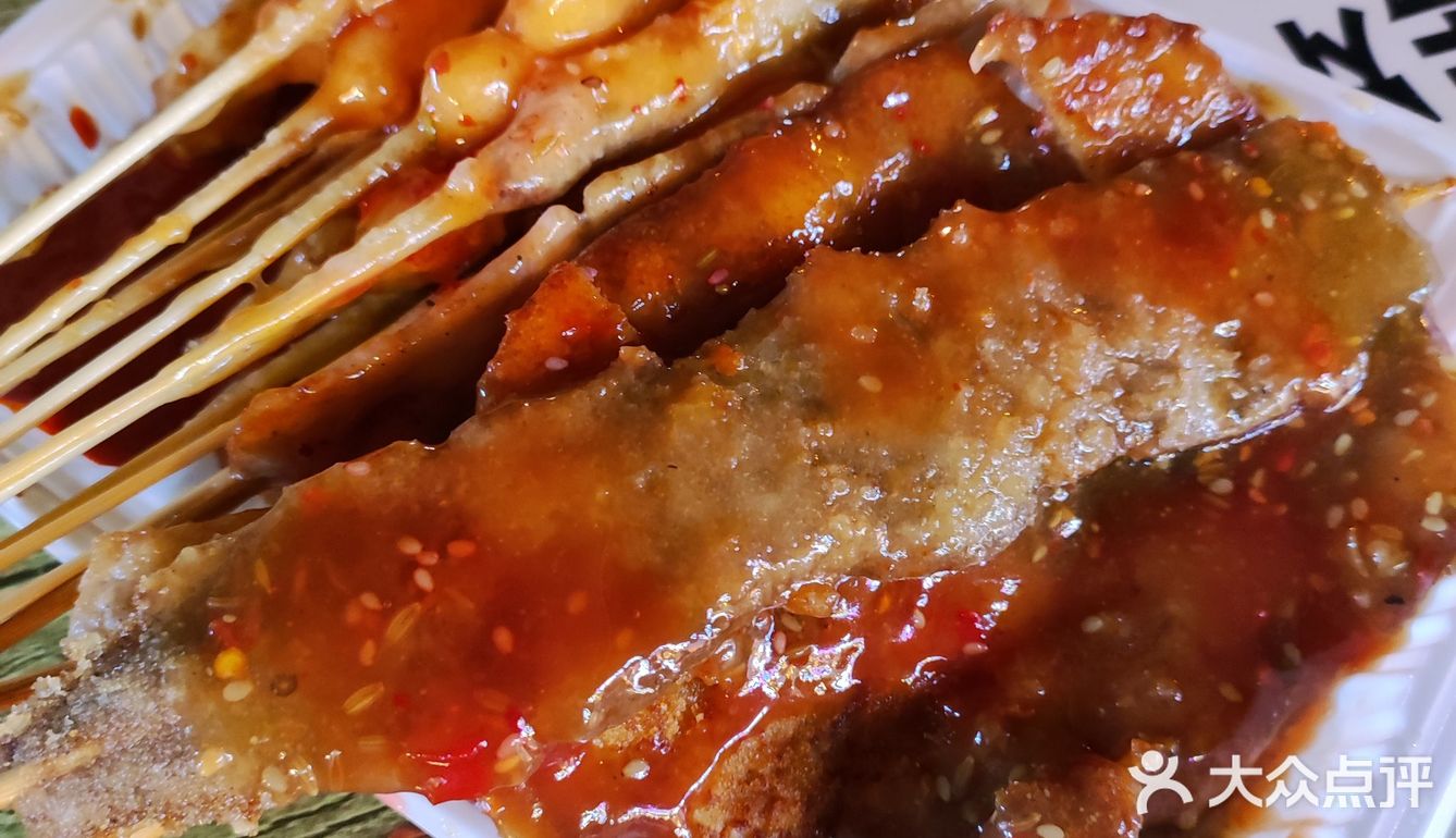 夜宵就吃炸串焖子臭豆腐