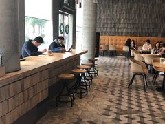 大堂-星巴克臻选(湖滨道店)