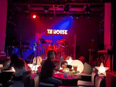 -TZ House音乐现场(茅台店)