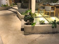 -蘸小院铁锅炖·蘸酱菜·东北菜(怀远门店)