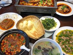 -万重锦·人文川菜馆(骡马市店)