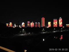 -万绿园
