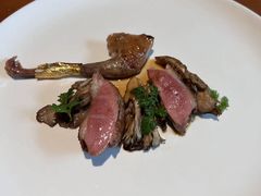 炙烤熟成乳鸽-觀芷隐轩