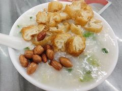 艇仔粥-穗银肠粉店(东川路店)
