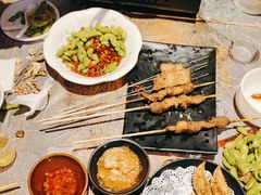 -老街烧烤大排档·地道湖北菜·龙虾馆(汉口火车站店)