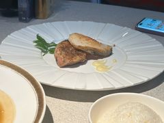 鹅肝鹅肝拼半件银鳕鱼-皇朝会.经典传统粤菜(外滩店)
