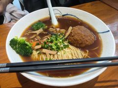 狮子头汤面-囿面传统制面馆(中央路店)