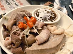 白灼猪杂-禄粥·广府味·煲仔粥·宵夜·明档现做(江南西店)