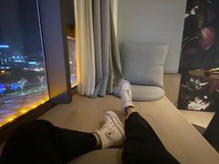 -上海虹桥中心爱琴海亚朵S酒店