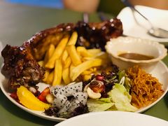 -Supine Bistro溯泮餐厅