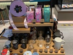 零售区-星巴克臻选(上海中环广场2F店)