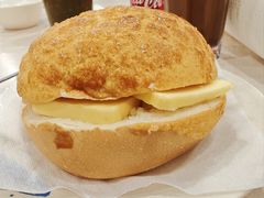 菠蘿油-喜莲咖啡