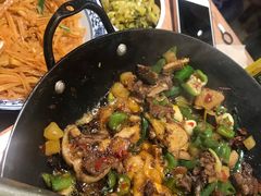 -聚鑫朋酸菜肥肠(文艺路口店)