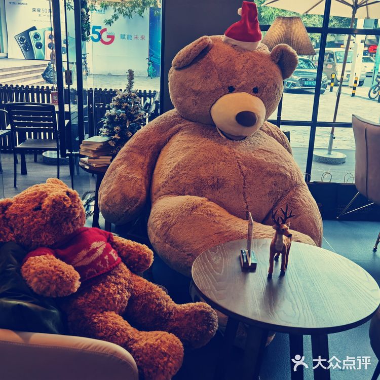 第一次探店献给了咖法森林！