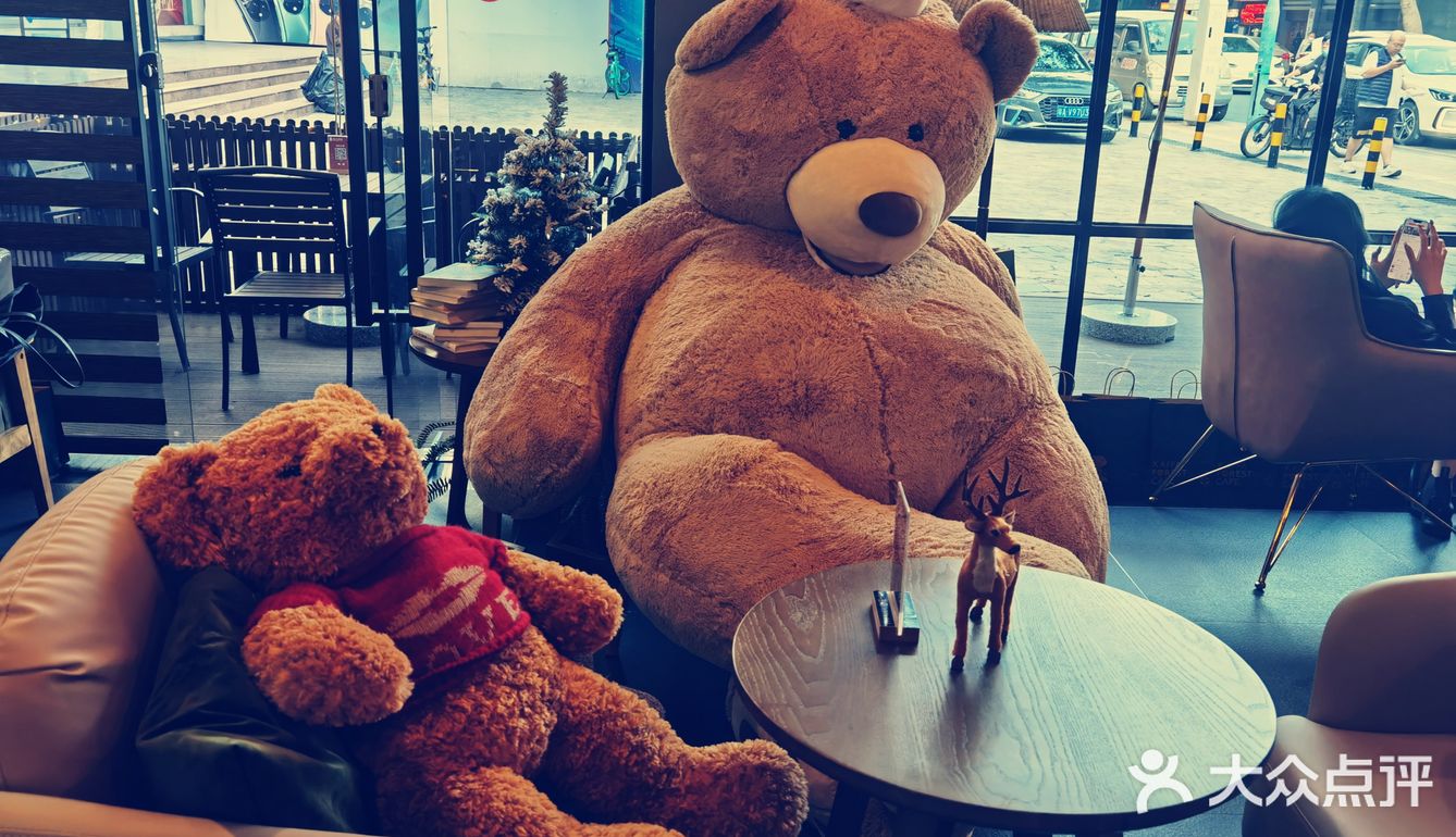 第一次探店献给了咖法森林！