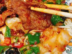 -歹歹的加个面过油肉拌面