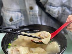 虾仁鲜肉馄饨-食惠里小笼包面馆(越秀店)