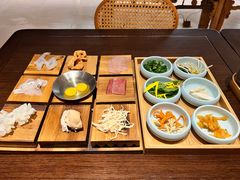 -银米·云南传统过桥米线(双廊黑金冠店)