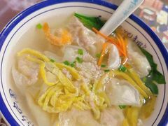 -长人馄饨铺(解放街店)