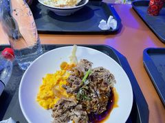 牛肉滑蛋饭-彗星餐厅(香港迪士尼乐园)