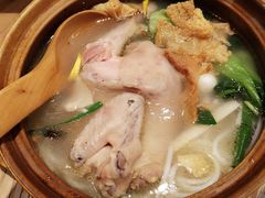 -刀小蛮半只鸡过桥米线(家乐福四元桥店)