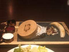 -恰餐厅及酒吧 CHAR Bar & Grill (北京丽都皇冠假日店)