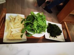 -清真·田园居家酸菜牛肉烤火锅(凤霞路店)