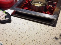 -二荆条·蜀鲜汇城市森林火锅