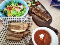 -城堡俄式西餐厅(中央大街索道店)