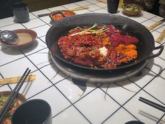 -扎起市井老火锅(乐山总店)