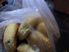 -朱记小郑酥烧饼(建康路店)