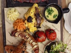 -Mark&Mars Restaurant