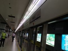 -上海体育场(地铁站)