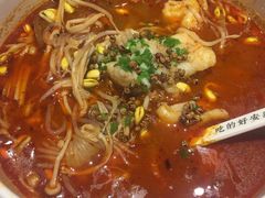 -渝是乎酸菜鱼(龙旗购物中心店)