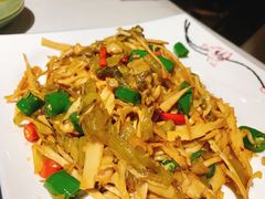 -俏湘私房菜(国贸店)