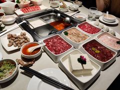 番茄锅底-海底捞火锅(杭州庆春路夜宵主题店)