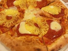 -城市大道红炉披萨烘焙坊