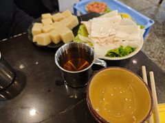 -重庆风光老灶火锅城(同德广场店)