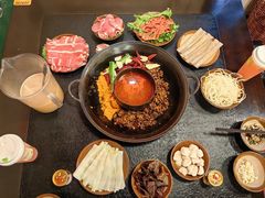 -渝井巷重庆老火锅(沈阳吉祥店)