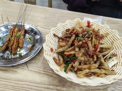 -江城燕子大排档(江汉路步行街店)