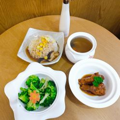 -月满阁月子中心(莲湖区店)
