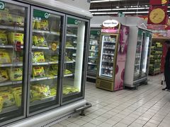 -欧尚超市苏州店停车场(金鸡湖路店)